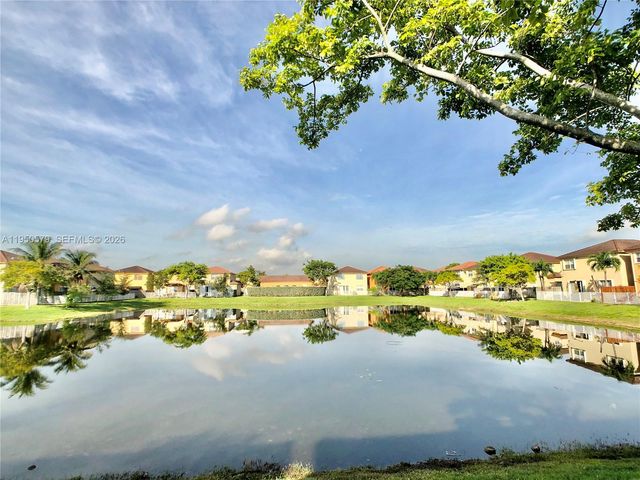 8698 NW 109th Ct 8698, Doral, FL 33178