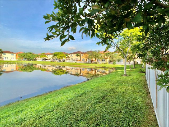 8698 NW 109th Ct 8698, Doral, FL 33178