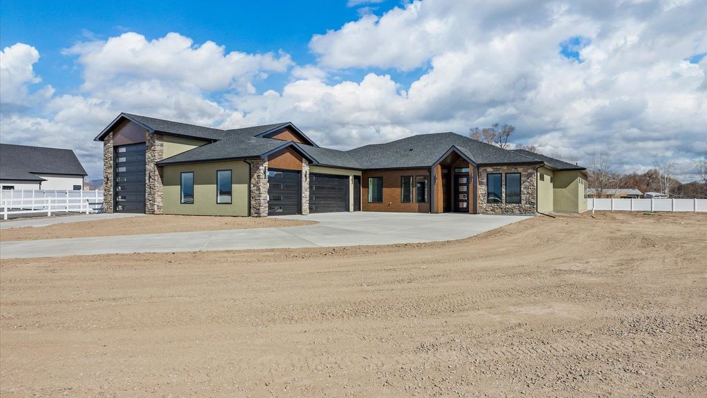 1934 Sean Court, Fruita, CO 81521