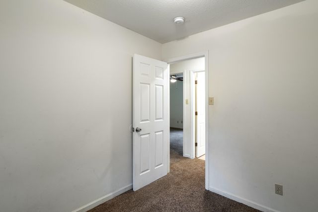 114 OAK ST, Columbia, MO 65203