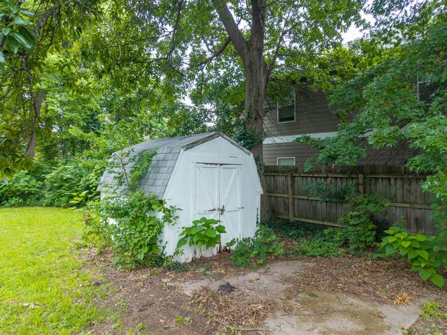 114 OAK ST, Columbia, MO 65203