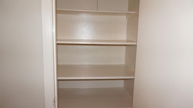 9217 Carousel Lane, Houston, TX 77080