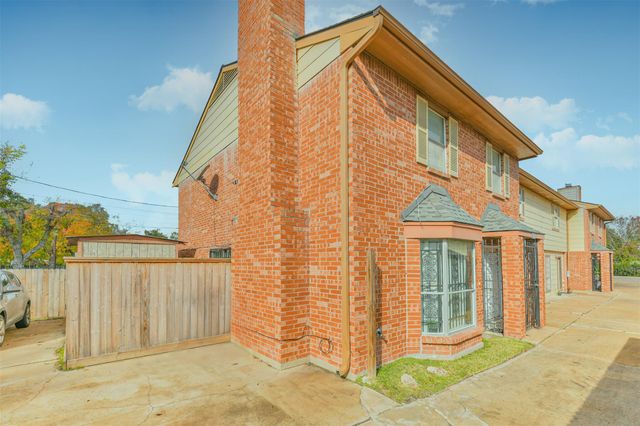 9217 Carousel Lane, Houston, TX 77080