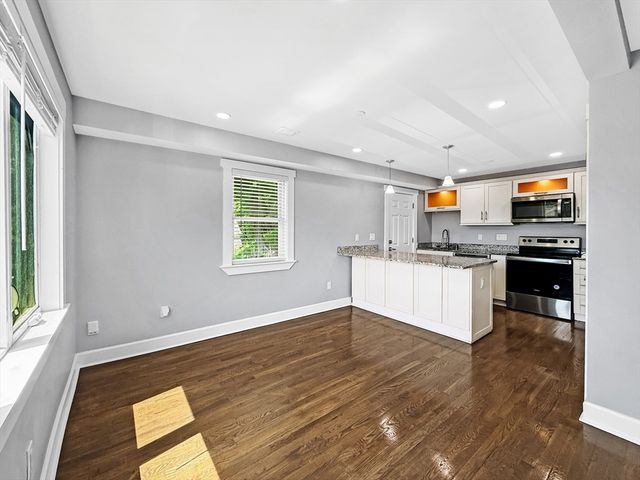 468 Salem St, Malden, MA 02148