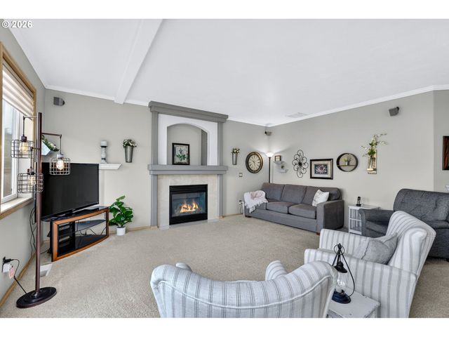 14445 CAMBRIA Ter, Oregon City, OR 97045