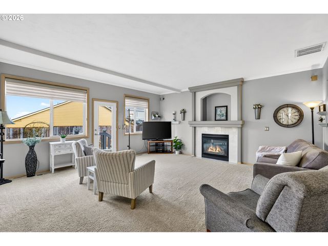 14445 CAMBRIA Ter, Oregon City, OR 97045