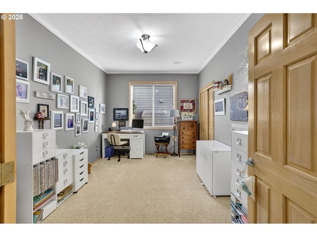 14445 CAMBRIA Ter, Oregon City, OR 97045