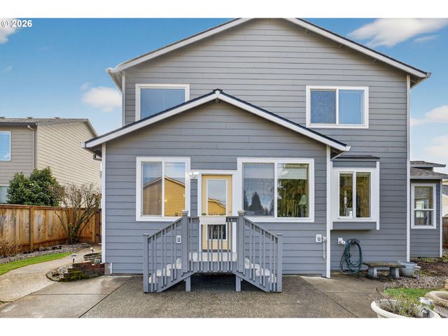 14445 CAMBRIA Ter, Oregon City, OR 97045