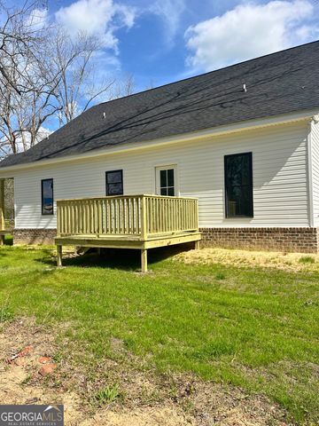 132 Woods Avenue, Portal, GA 30450