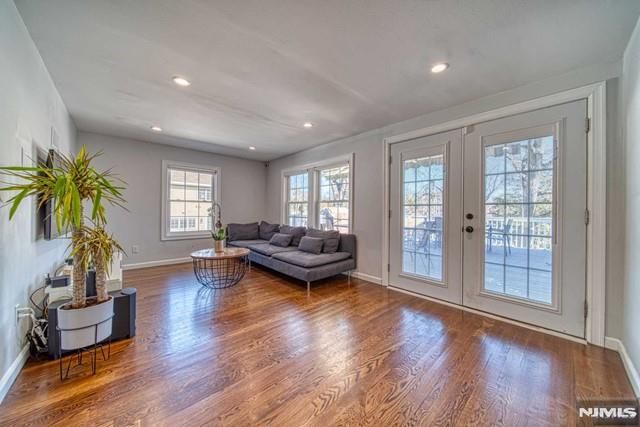 66 Short Place, Cresskill, NJ 07626