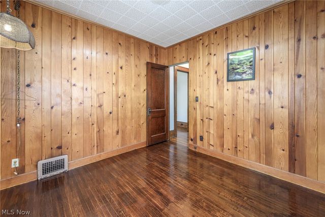 748 E Main Street, Ravenna, OH 44266