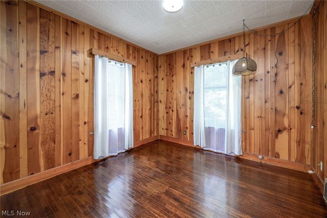 748 E Main Street, Ravenna, OH 44266
