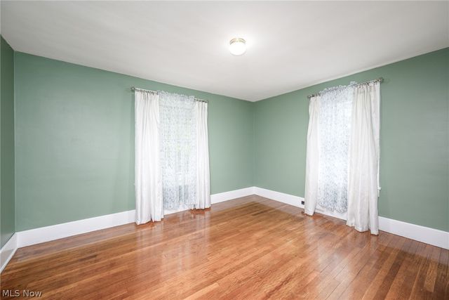 748 E Main Street, Ravenna, OH 44266