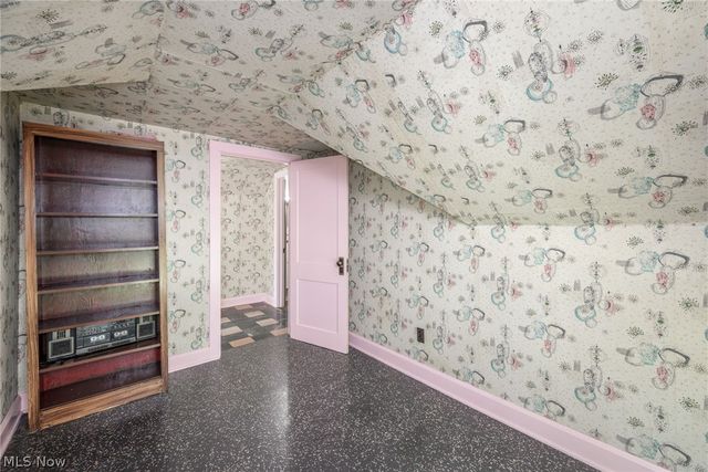 748 E Main Street, Ravenna, OH 44266