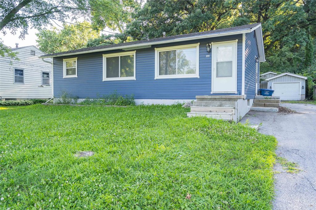 3918 Martin Luther King Jr Parkway, Des Moines, IA 50310