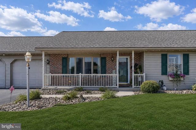625 PROGRESS AVE, Lebanon, PA 17042