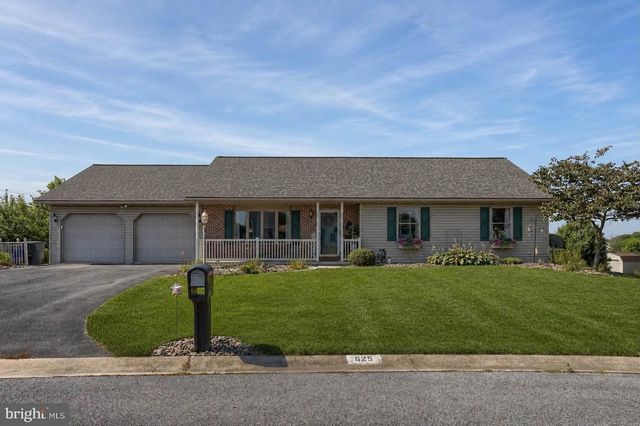 625 PROGRESS AVE, Lebanon, PA 17042