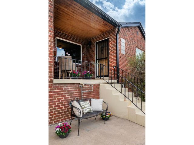 5036 W Moncrieff Pl, Denver, CO 80212