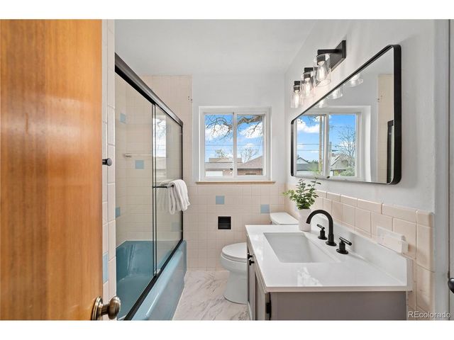 5036 W Moncrieff Pl, Denver, CO 80212