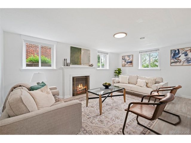 5036 W Moncrieff Pl, Denver, CO 80212