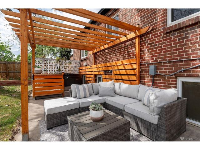 5036 W Moncrieff Pl, Denver, CO 80212