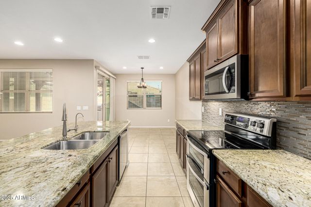 274 E VICENZA Drive, San Tan Valley, AZ 85140