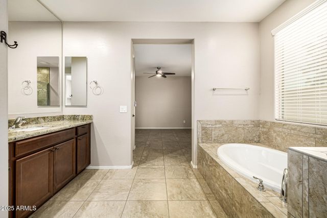 274 E VICENZA Drive, San Tan Valley, AZ 85140