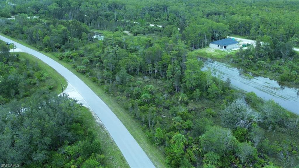 486 Westchester DR, LEHIGH ACRES, FL 33972 — photo 5
