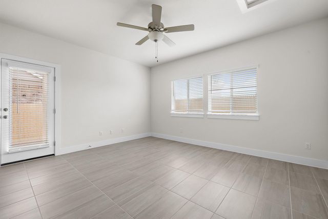 138 Yearling WAY, Georgetown, TX 78626