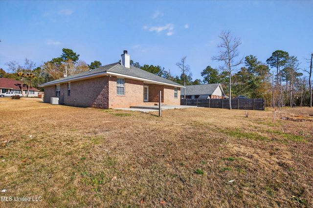 108236 Kapalama Drive, Diamondhead, MS 39525