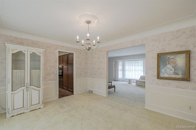 4744 Brafferton Drive, Bloomfield Hills, MI 48302