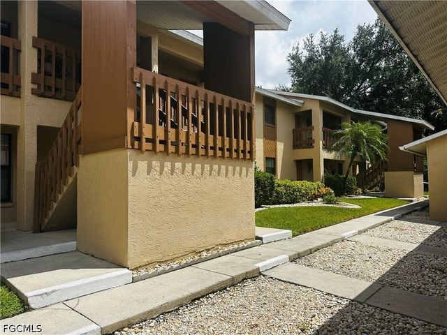 15320 Moonraker CT 209, North Fort Myers, FL 33917