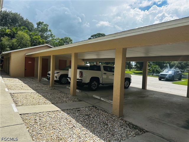 15320 Moonraker CT 209, North Fort Myers, FL 33917