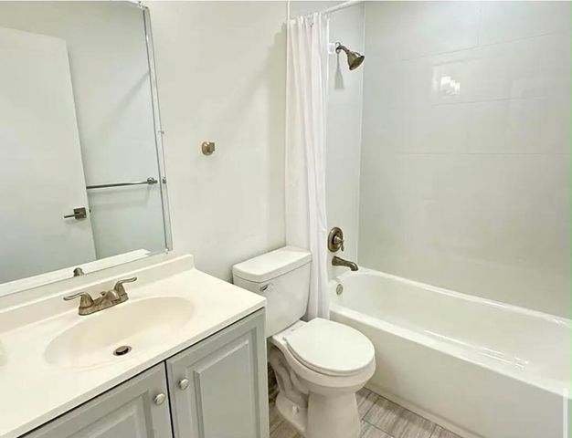 2630 W 28TH Street, Riviera Beach, FL 33404