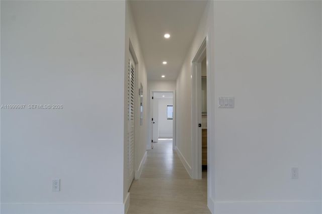 8220 SW 29th St, Miami, FL 33155