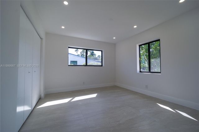 8220 SW 29th St, Miami, FL 33155