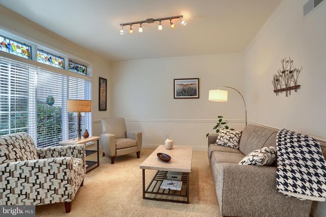 4999 AMELIAS PATH E, Mechanicsburg, PA 17050