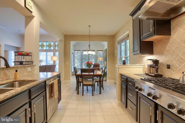 4999 AMELIAS PATH E, Mechanicsburg, PA 17050