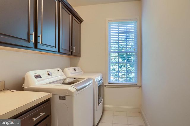 4999 AMELIAS PATH E, Mechanicsburg, PA 17050