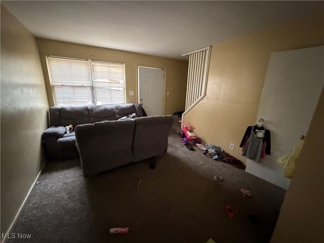 430 Kenwood Drive C11, Euclid, OH 44123