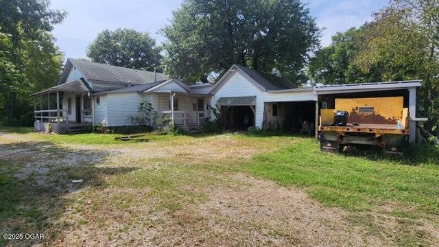 803 W Country Road, Columbus, KS 66725
