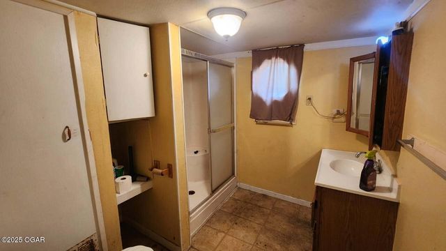 803 W Country Road, Columbus, KS 66725