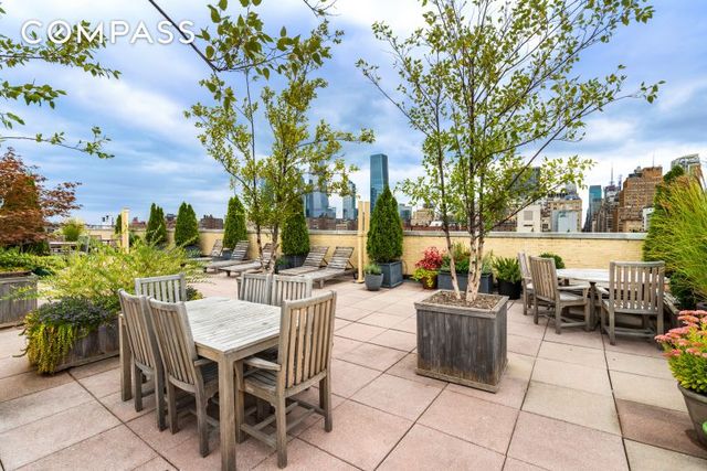 200 W 20th St Apt 909, New York City, NY 10011