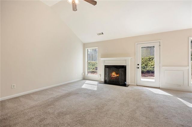 738 York View Drive, Auburn, GA 30011