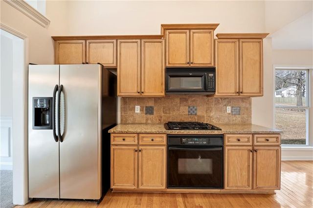 738 York View Drive, Auburn, GA 30011