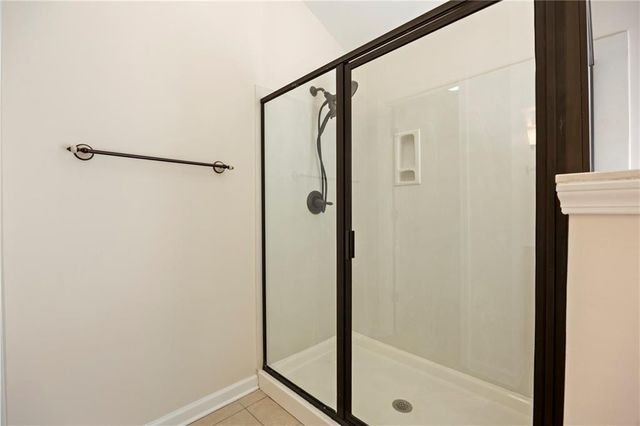 738 York View Drive, Auburn, GA 30011