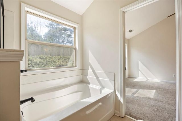 738 York View Drive, Auburn, GA 30011