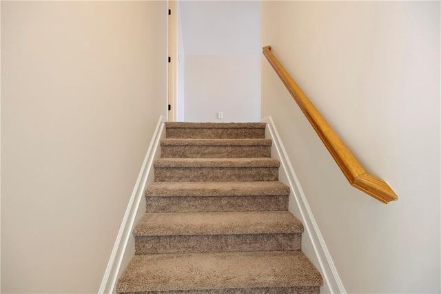 738 York View Drive, Auburn, GA 30011