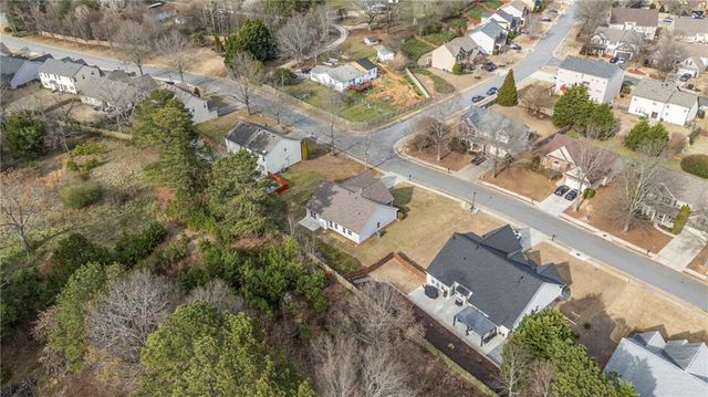 738 York View Drive, Auburn, GA 30011