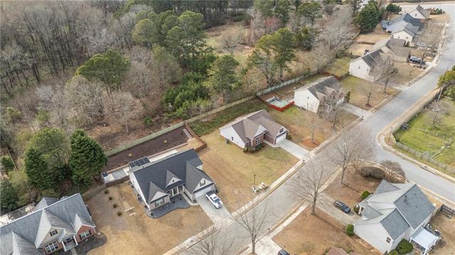 738 York View Drive, Auburn, GA 30011